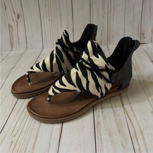 Zebra print sandals NWT